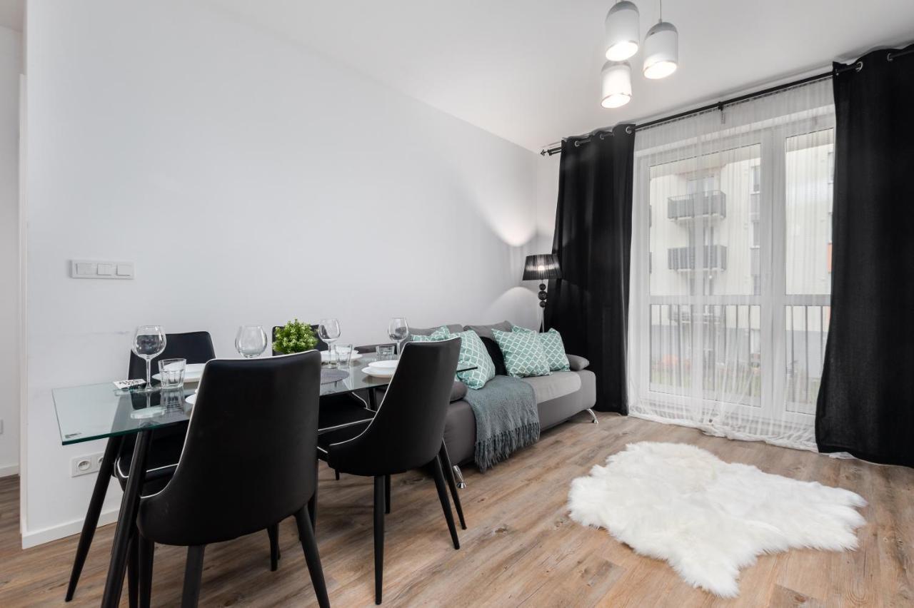 Rakowska 14A 1 Bedroom By Homeprime Warschau Buitenkant foto